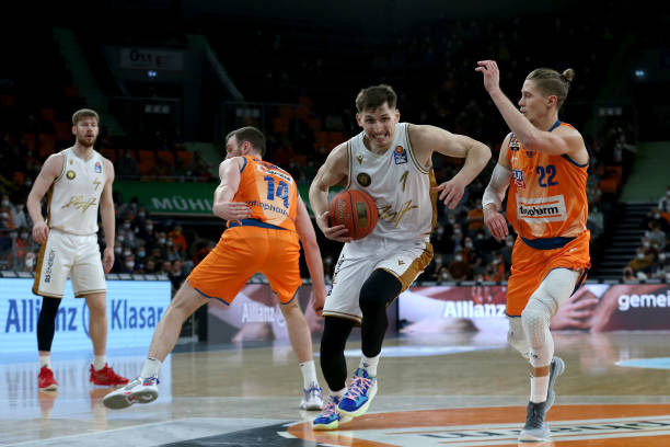 代人无私奉 代人无私奉