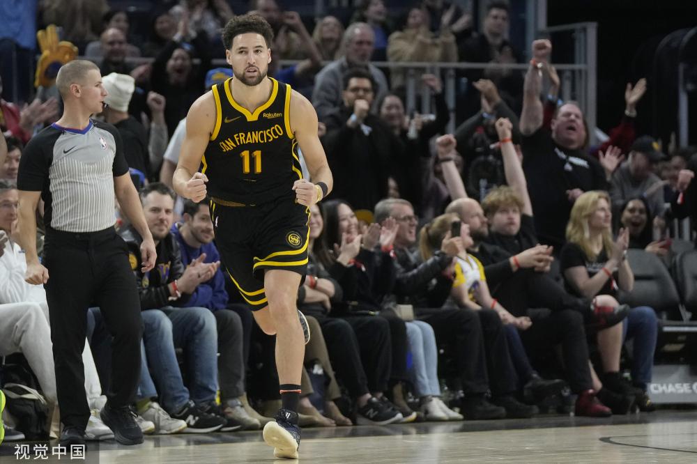 尽管年纪较 尽管年纪较