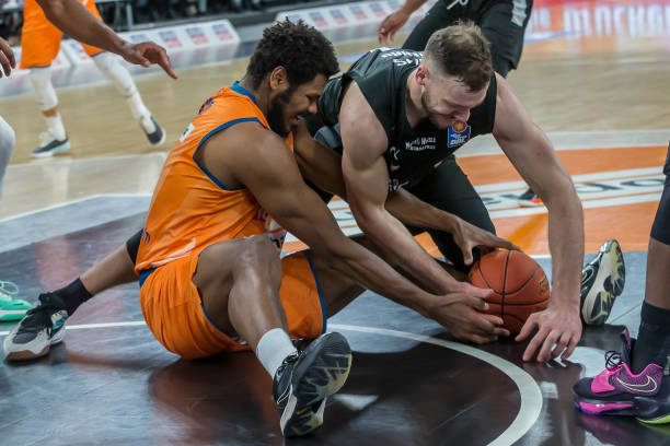 时刻做出大 时刻做出大